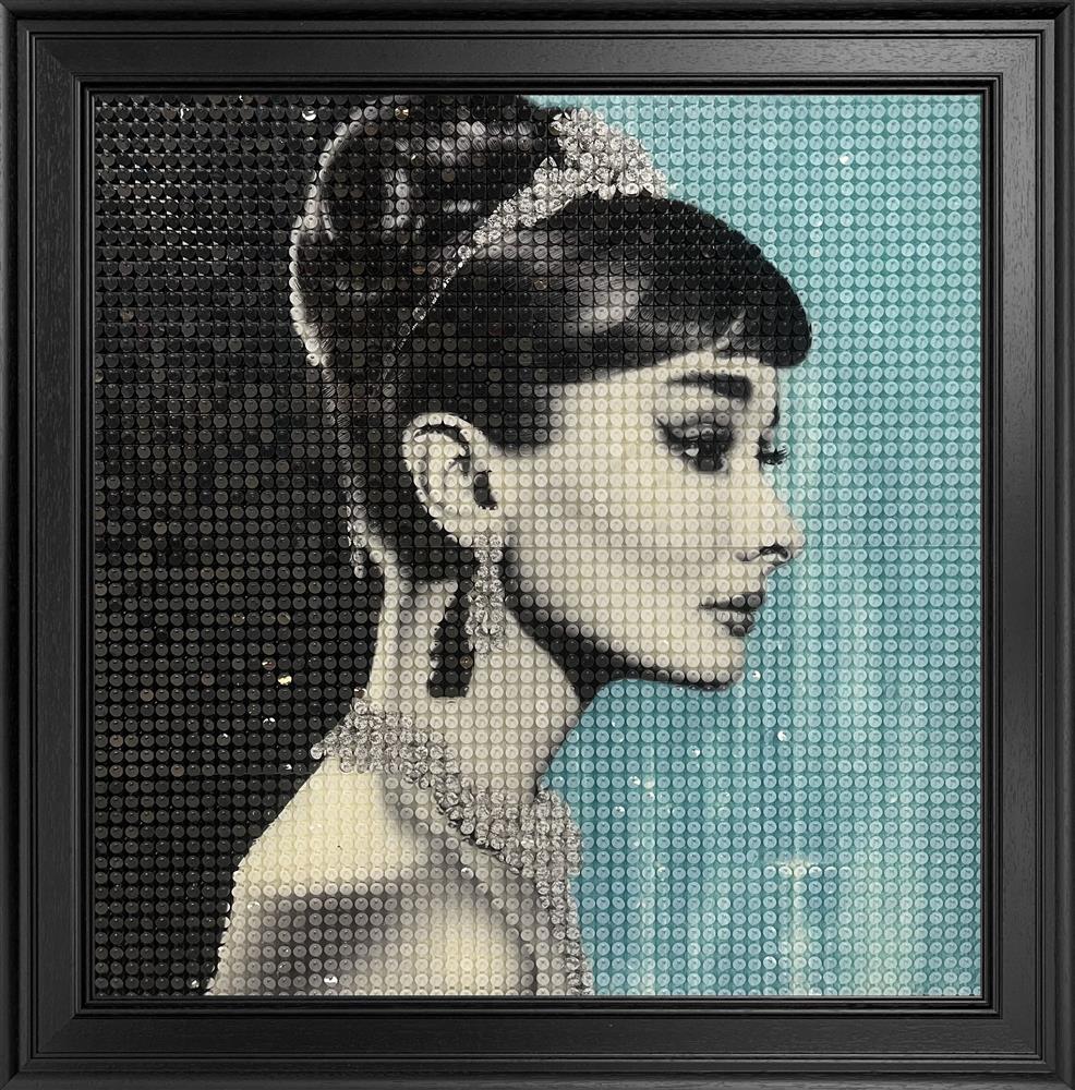 Elegance Is The Only Beauty - Shimmerdisc Deluxe - The Art Maverick - Watergate Contemporary